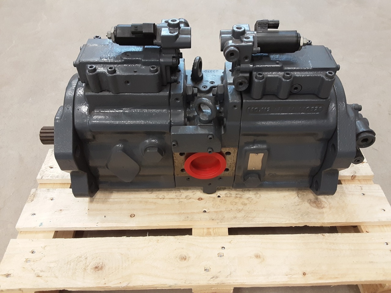 Kawasaki K3V112DTP-1P9R-1E32-AV (EC220D) Hydraulic Pump