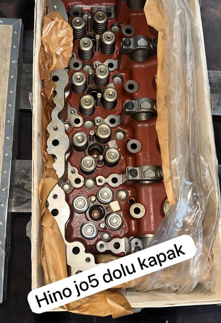 Demir Grup iş makineleri ve yedek parça galerisi — 61